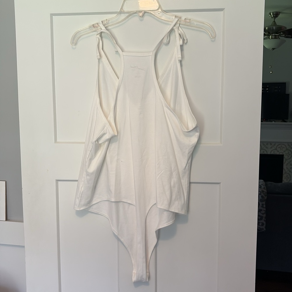 Universal thread bodysuit - Picture 10 of 11